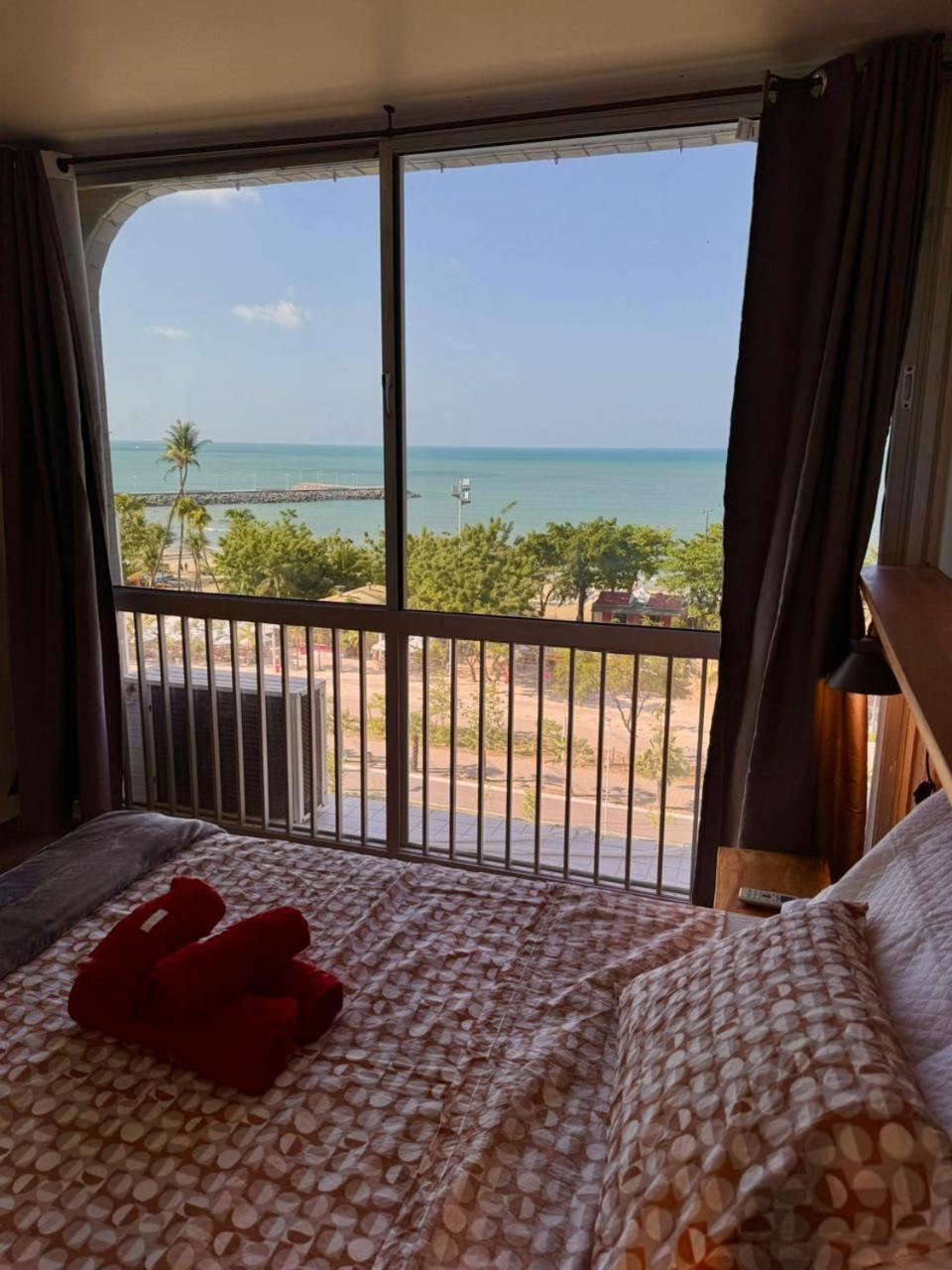 Apartamento Beira Mar - Com Vista E Sem Vista Mar *